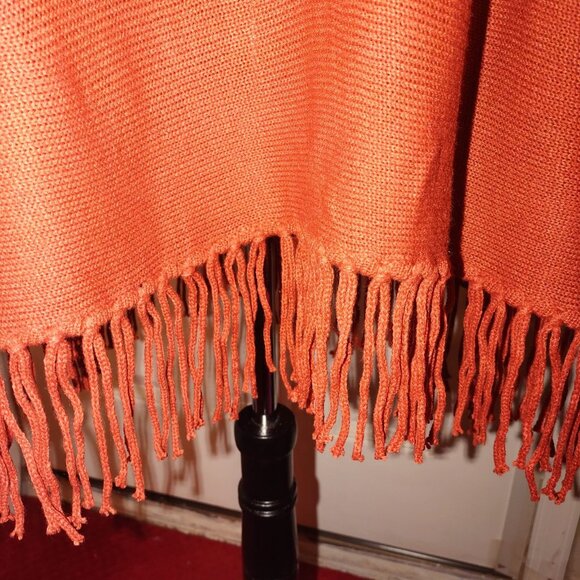 KATE & MALLORY SWEATER/PONCHO WITH BOTTOM FRINGE-SIZE: 3X-COLOR:  RUST - Picture 4 of 6
